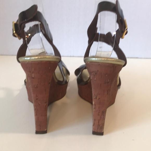 Michael Kors Brown Patent Leather Wedges Size 7 - Picture 3 of 8